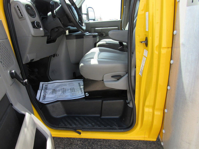Used 2021 Ford E-350 and Econoline 350 Super Duty RWD image 23