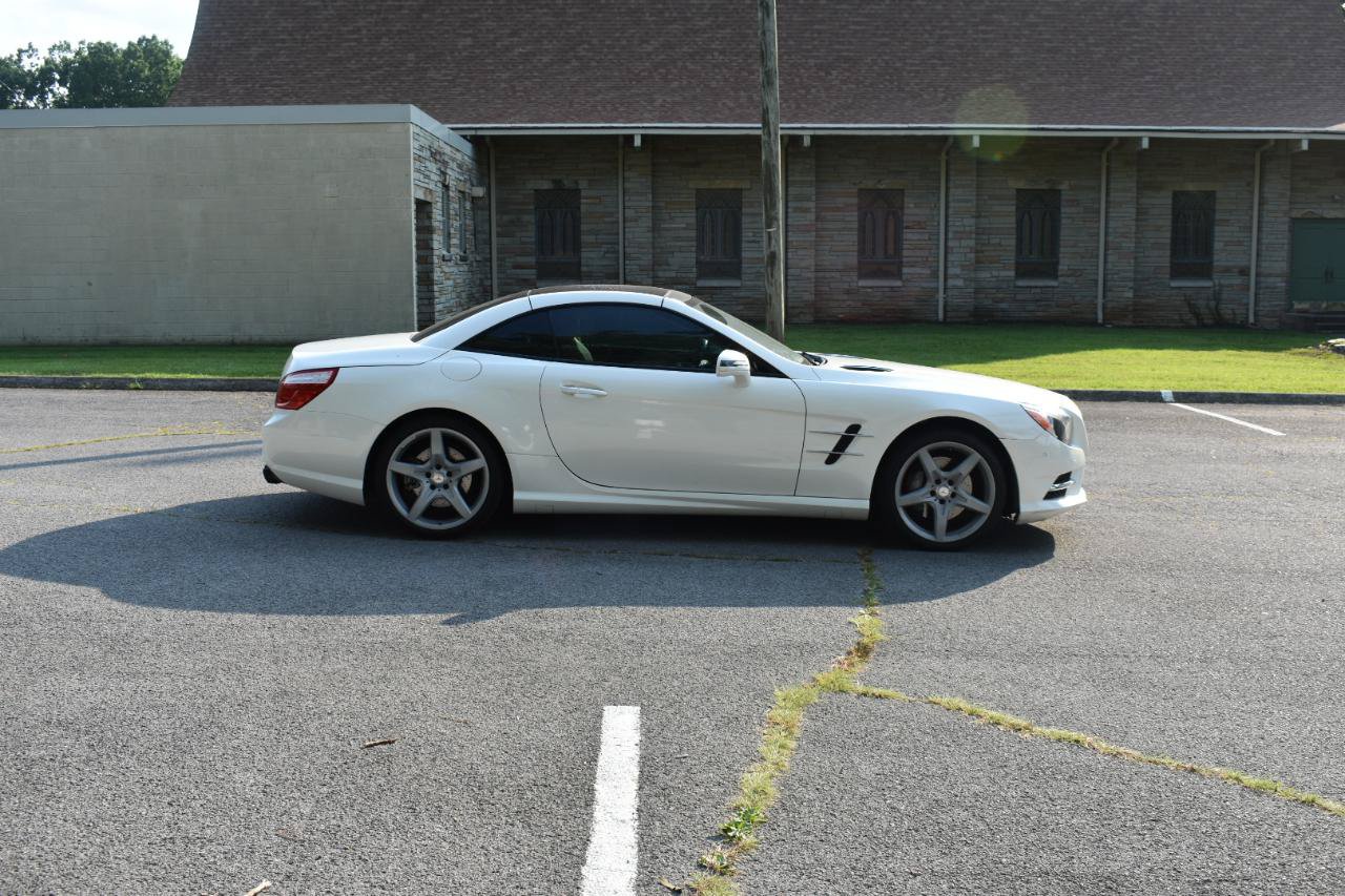 Used 2016 Mercedes-Benz SL 550 image 12