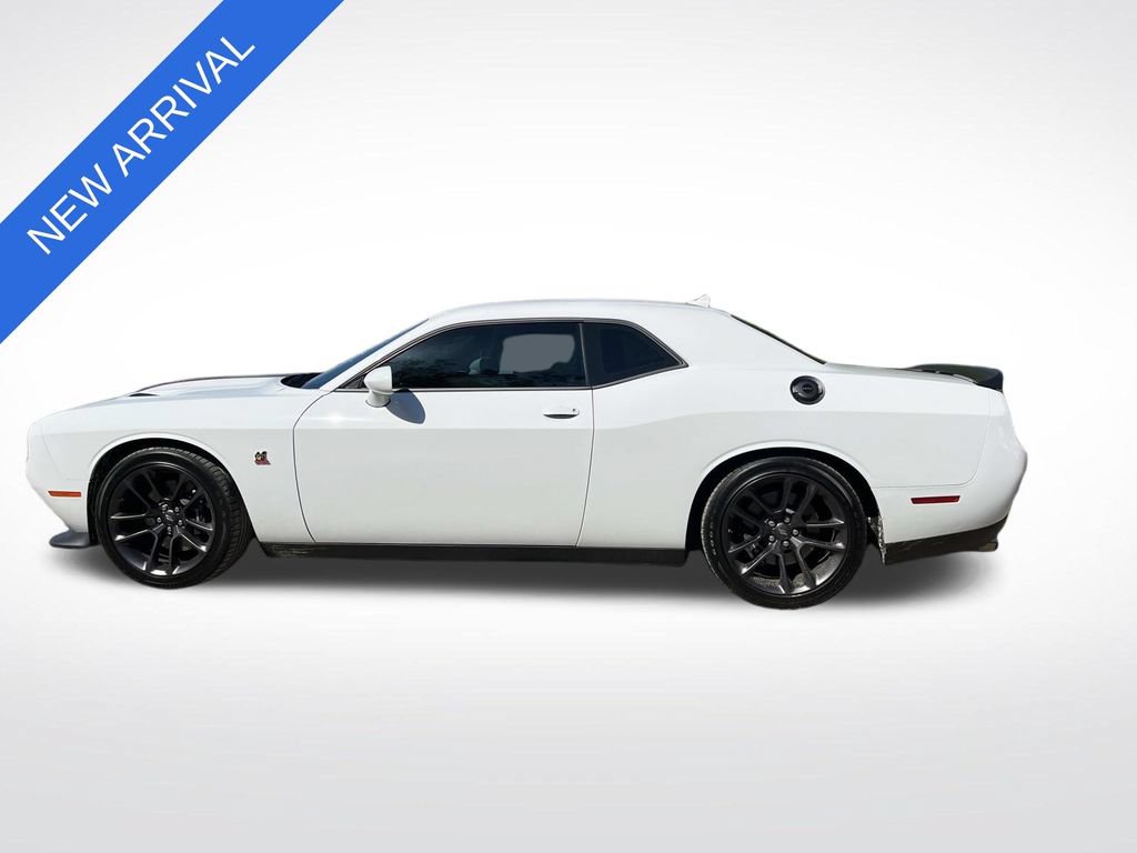 Used 2022 Dodge Challenger R/T Scat Pack RWD image 6