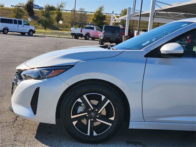 Used 2024 Nissan Sentra SV image 8