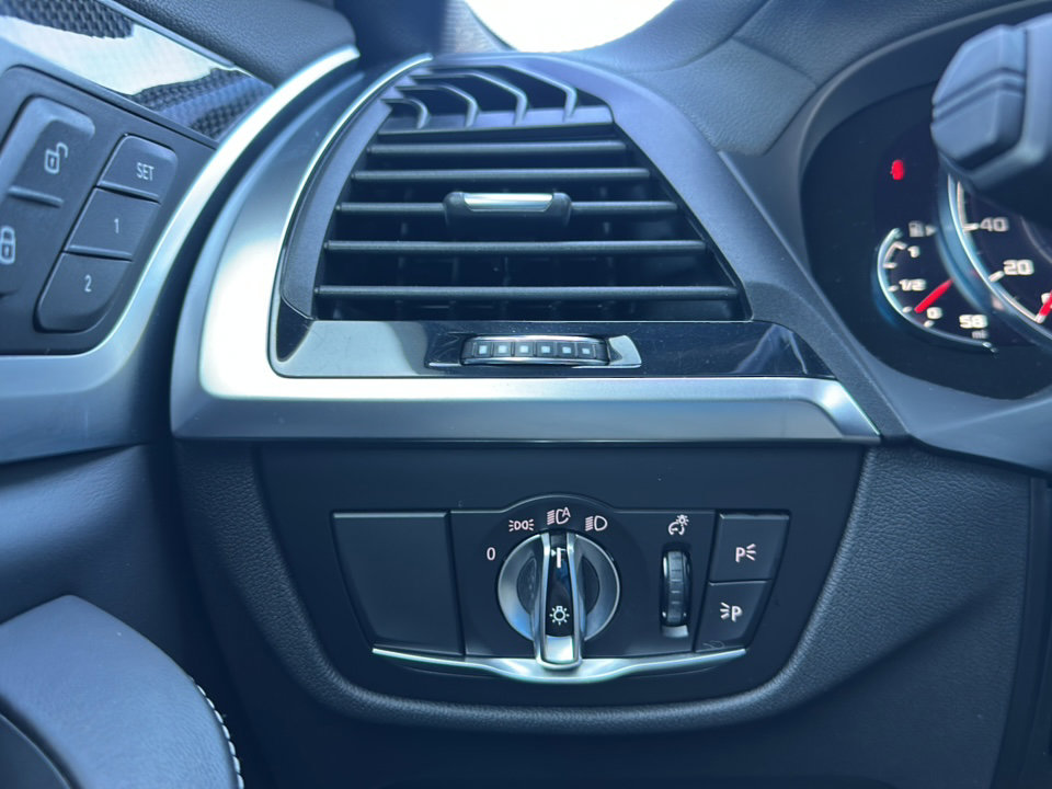 Used 2020 BMW X4 M w/ Executive Package image 37