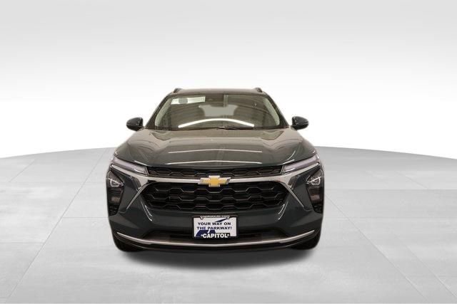 New 2026 Chevrolet Trax LT FWD image 6