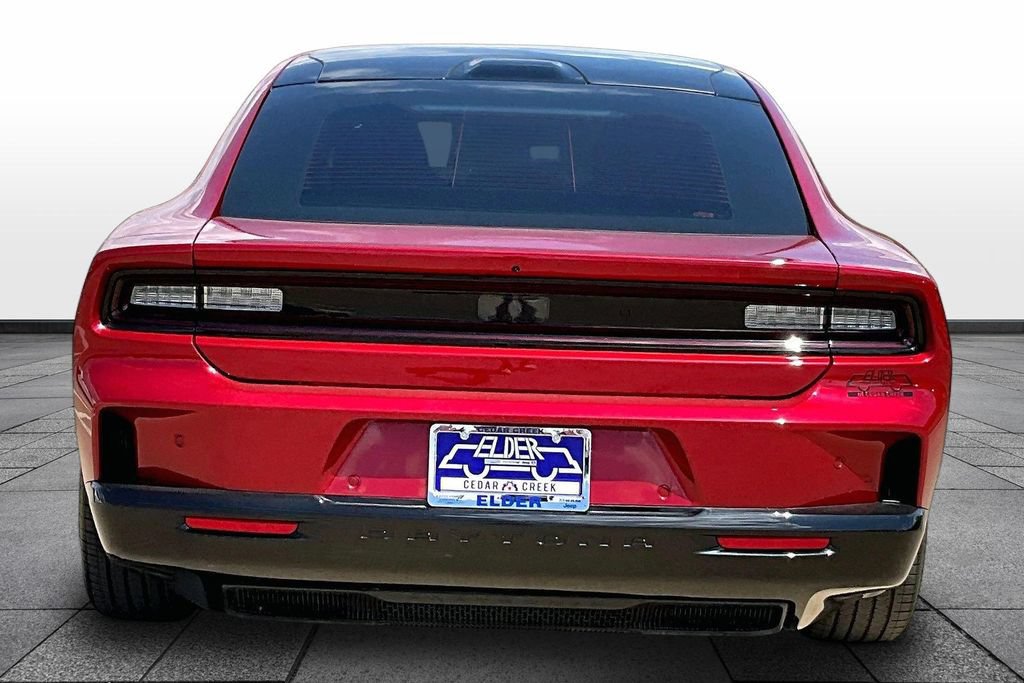 Used 2024 Dodge Charger Daytona R/T w/ Plus Group AWD/4WD image 4