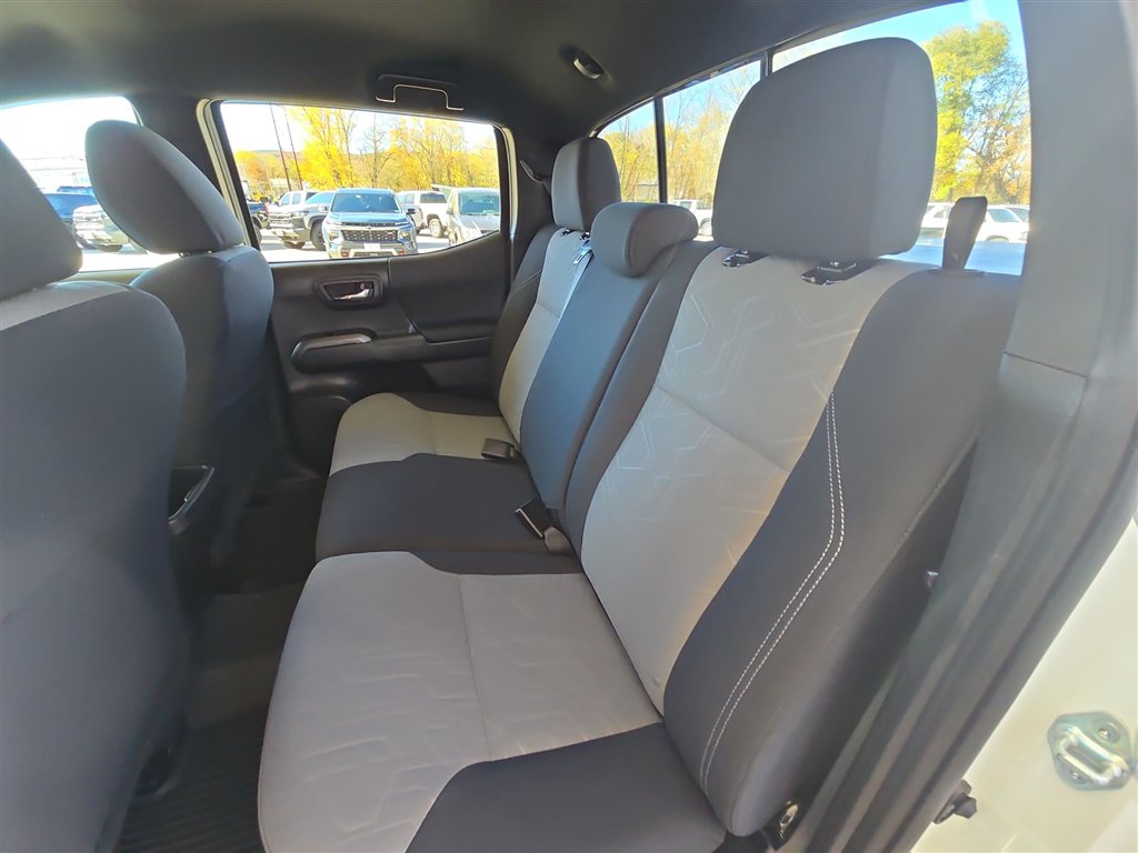 Used 2023 Toyota Tacoma TRD Off-Road AWD/4WD image 24