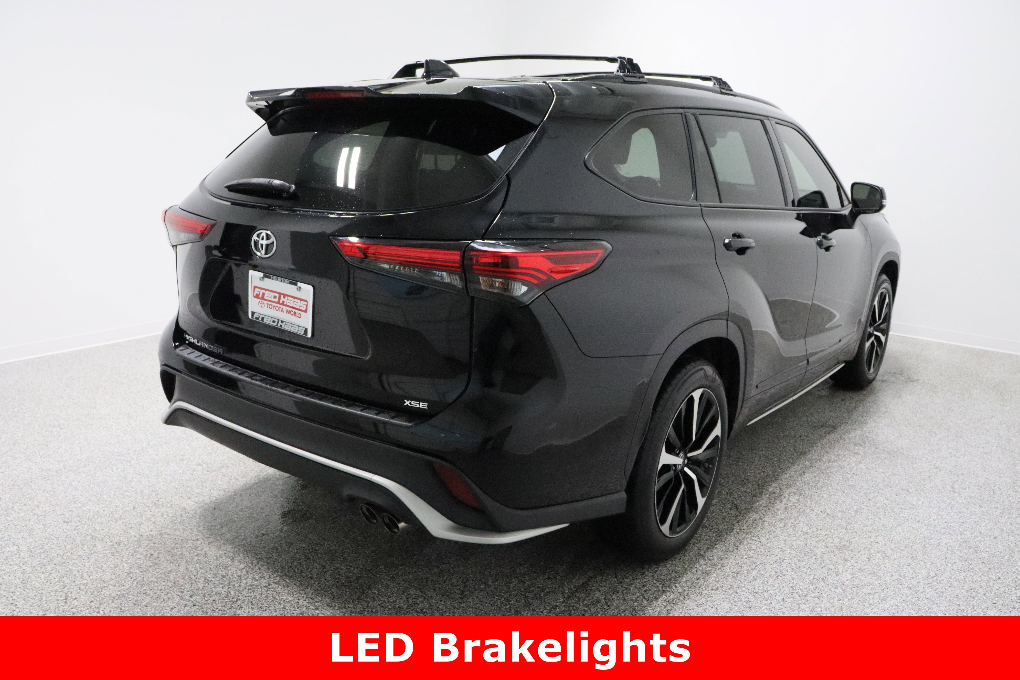 Used 2022 Toyota Highlander XSE image 7