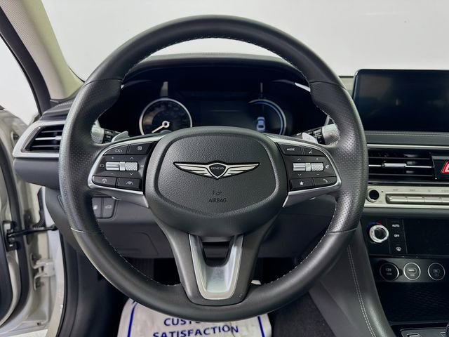 Used 2025 Genesis G70 2.5T image 12