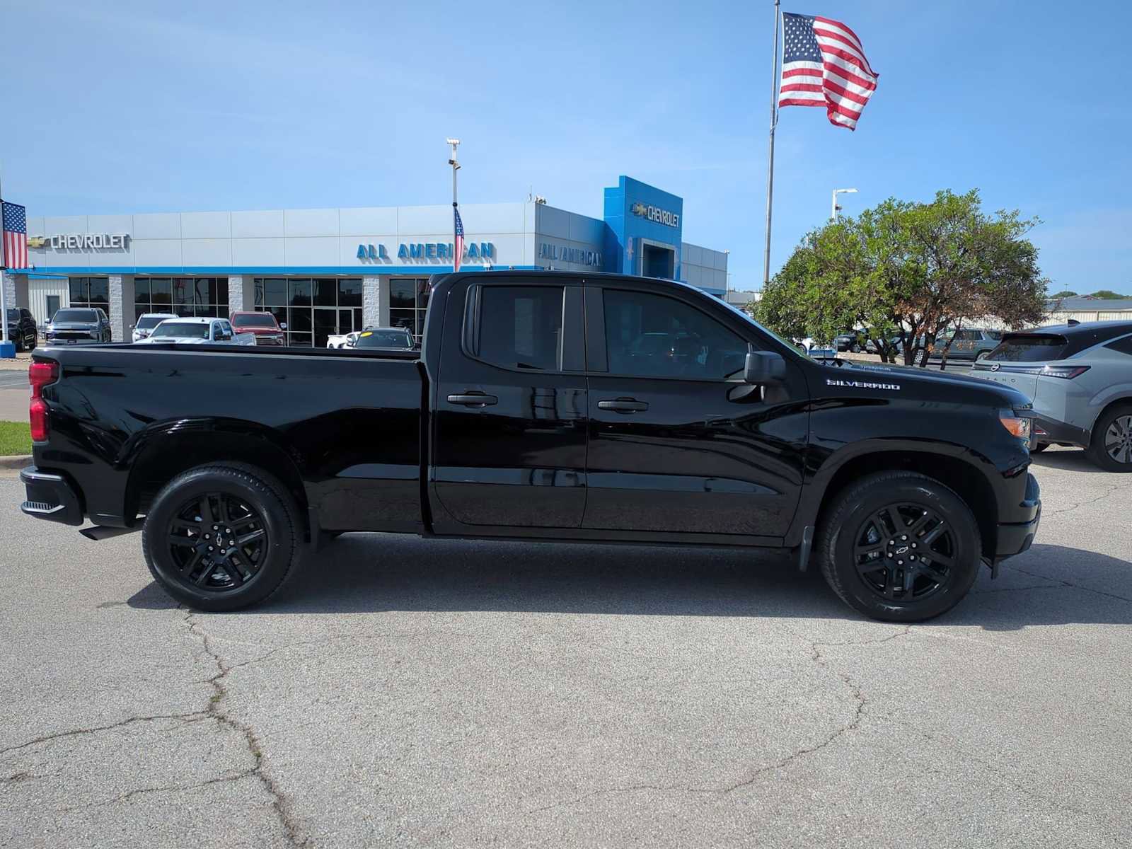 Used 2026 Chevrolet Silverado 1500 Custom image 9