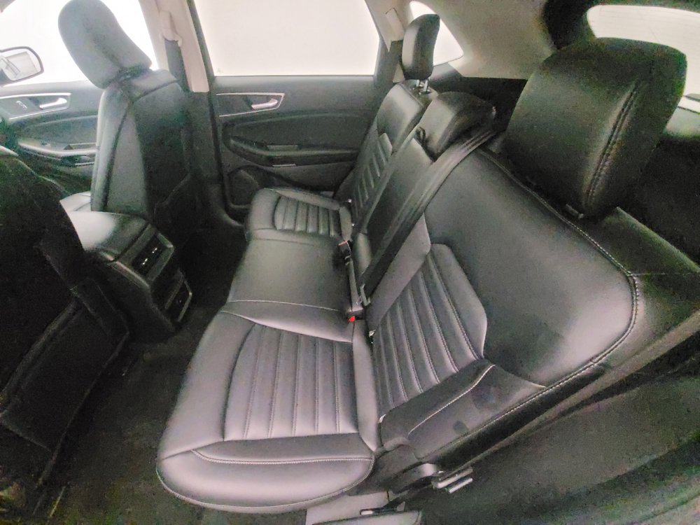 Used 2024 Ford Edge SEL image 18