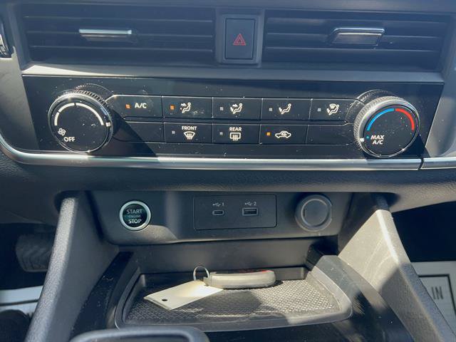 Used 2021 Nissan Rogue S AWD/4WD image 20
