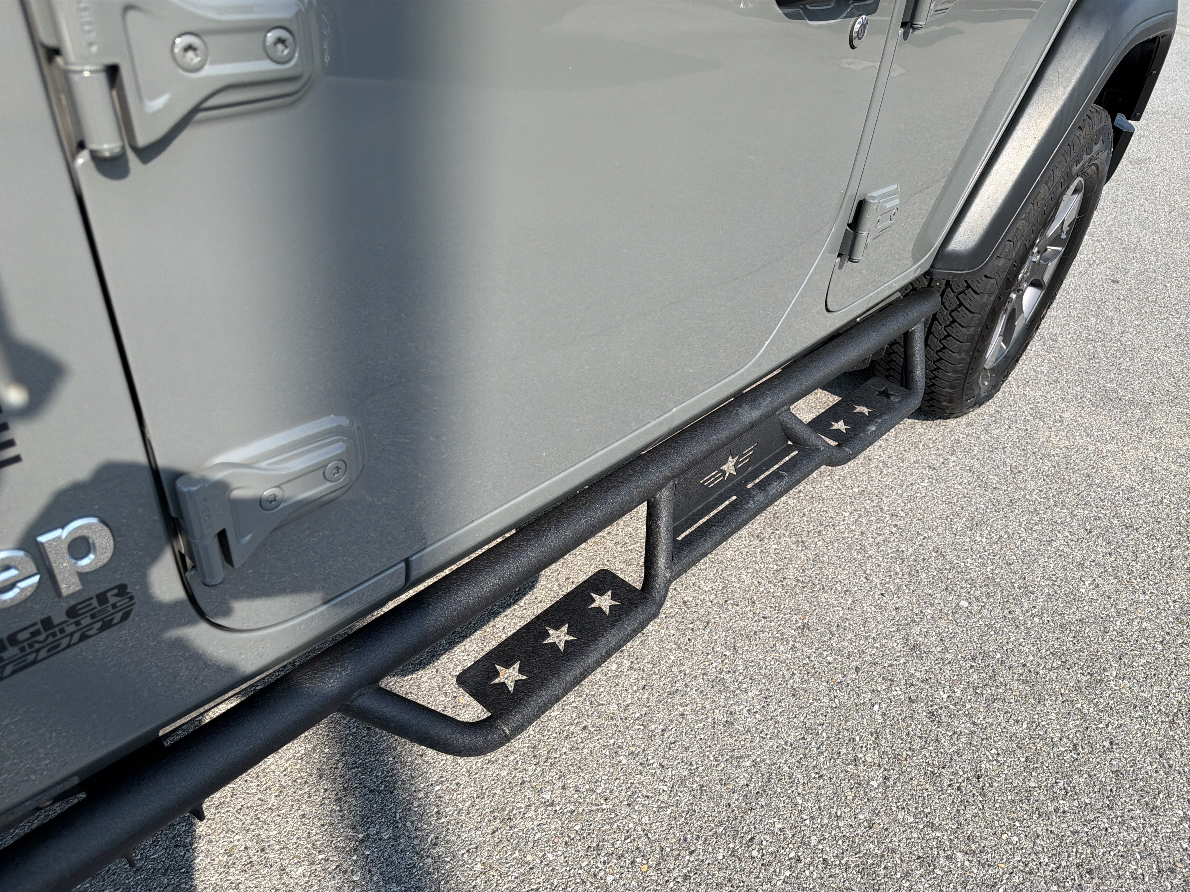 Used 2018 Jeep Wrangler Unlimited Sport S AWD/4WD image 11
