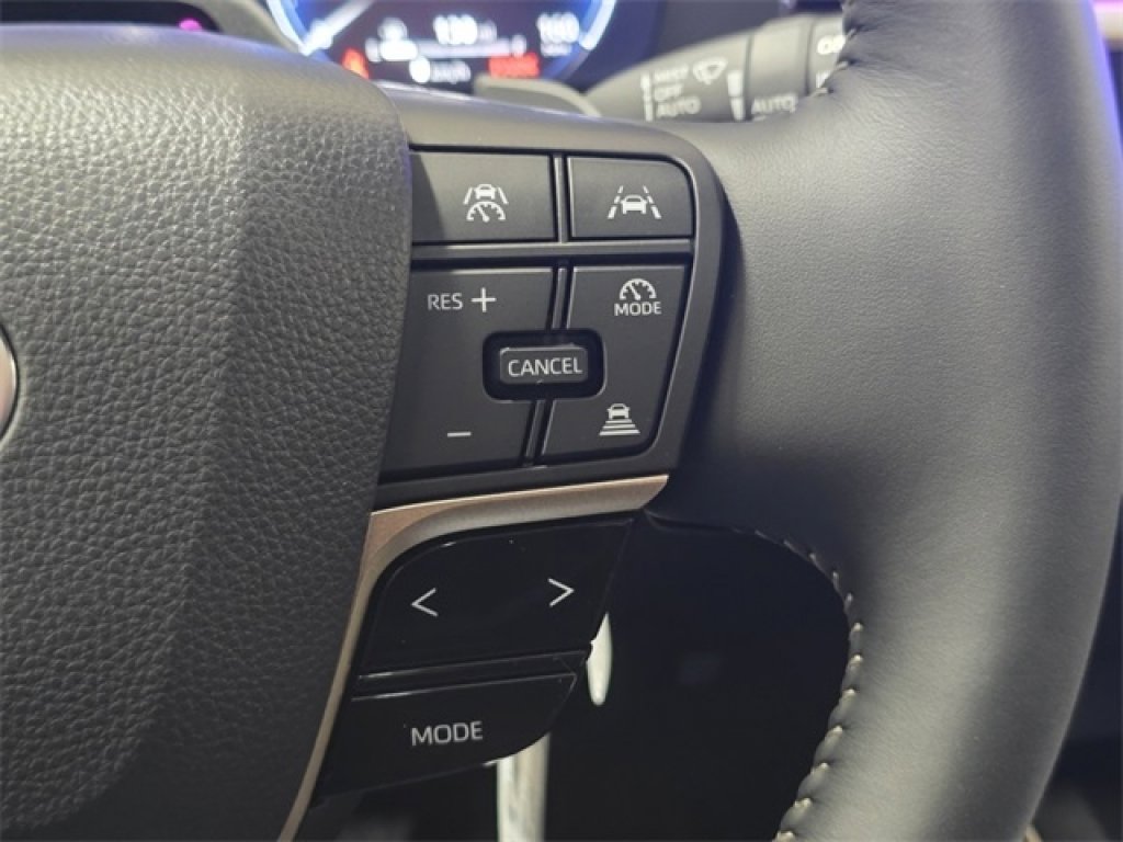 New 2025 Toyota Crown Signia image 30