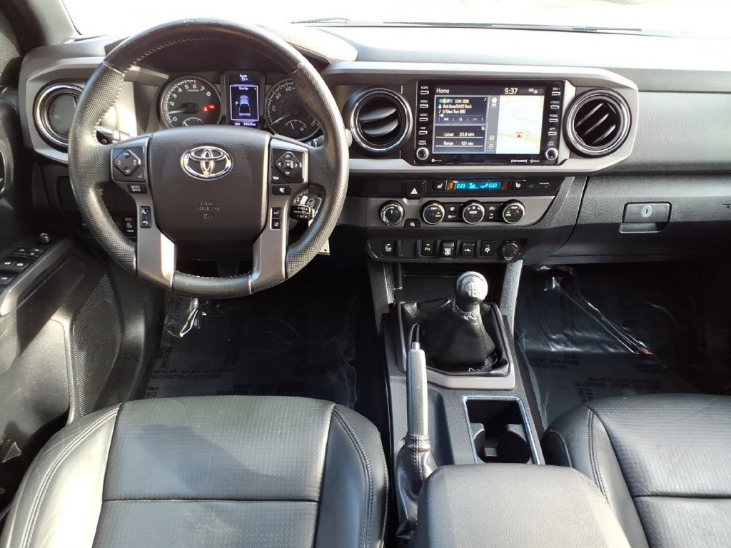 Used 2021 Toyota Tacoma TRD Off-Road w/ TRD Premium Off Road Package AWD/4WD image 16
