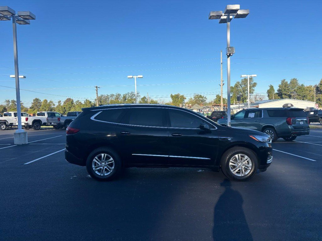 Certified 2020 Buick Enclave Essence FWD image 2