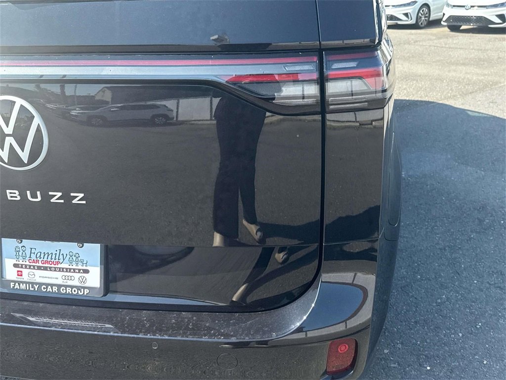 New 2025 Volkswagen ID. Buzz Pro S image 9