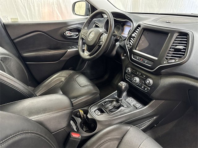 Used 2021 Jeep Cherokee Latitude Lux w/ Sun & Sound Group image 28