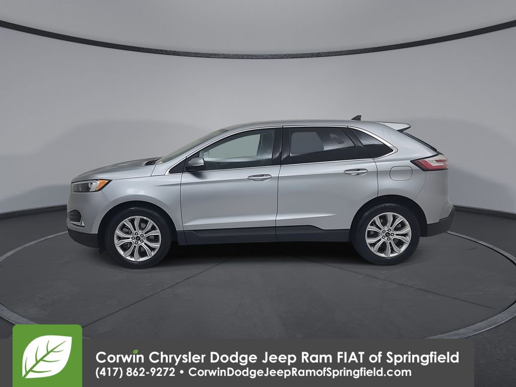 Used 2024 Ford Edge Titanium image 9