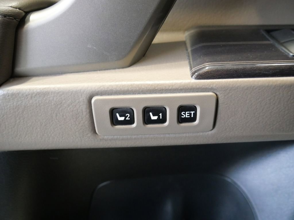 Used 2021 Lexus GX 460 Premium w/ Premium Package image 33