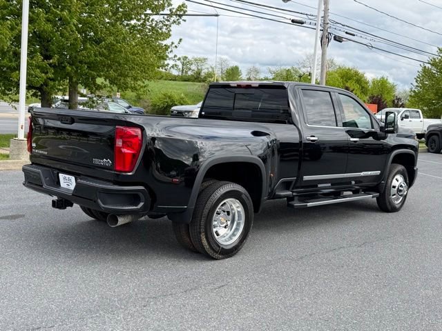 New 2026 Chevrolet Silverado 3500 High Country w/ High Country Premium Package AWD/4WD image 16