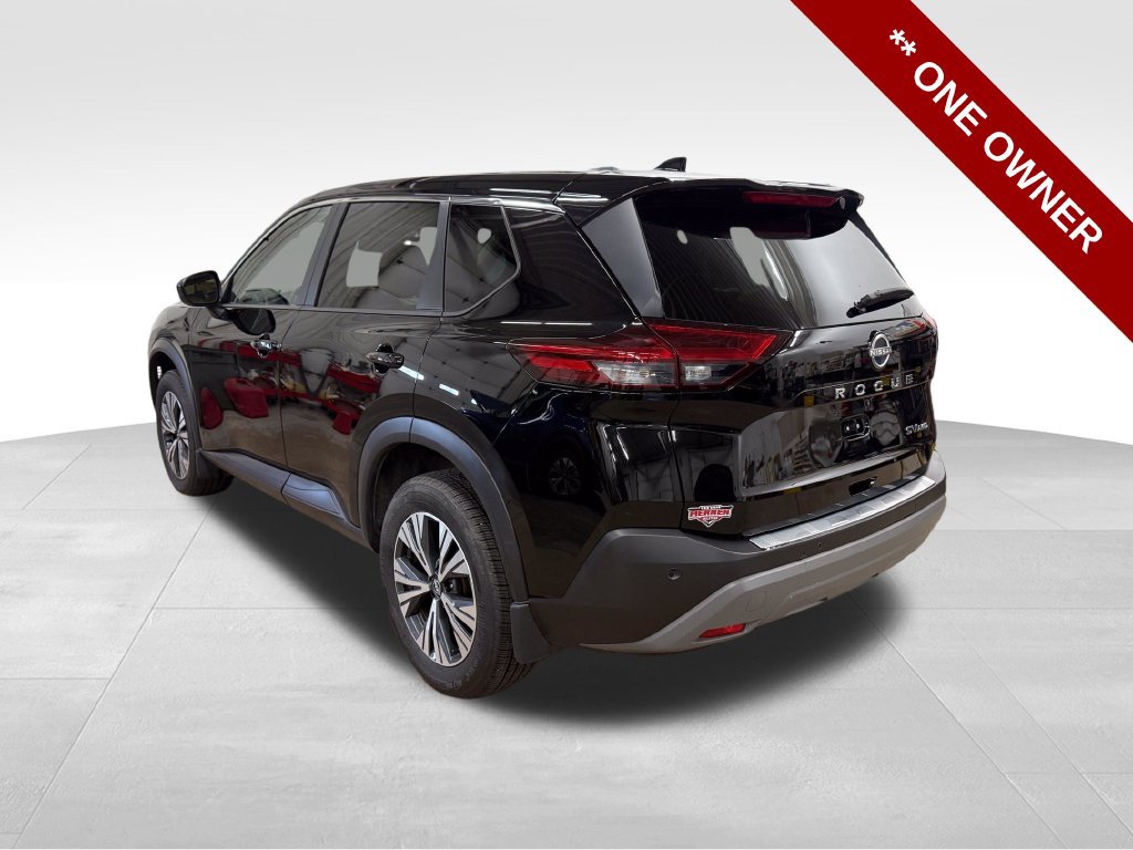 Used 2023 Nissan Rogue SV AWD/4WD image 3