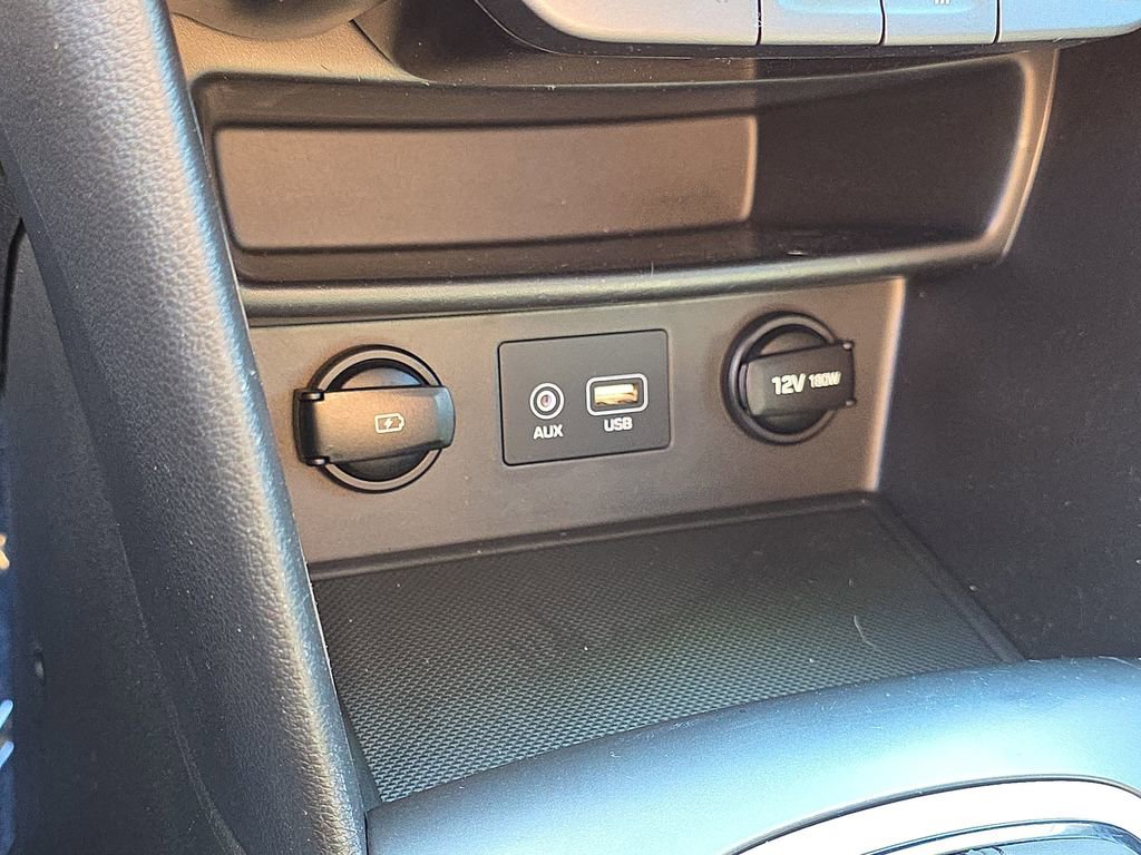 Used 2021 Hyundai Kona SEL image 22