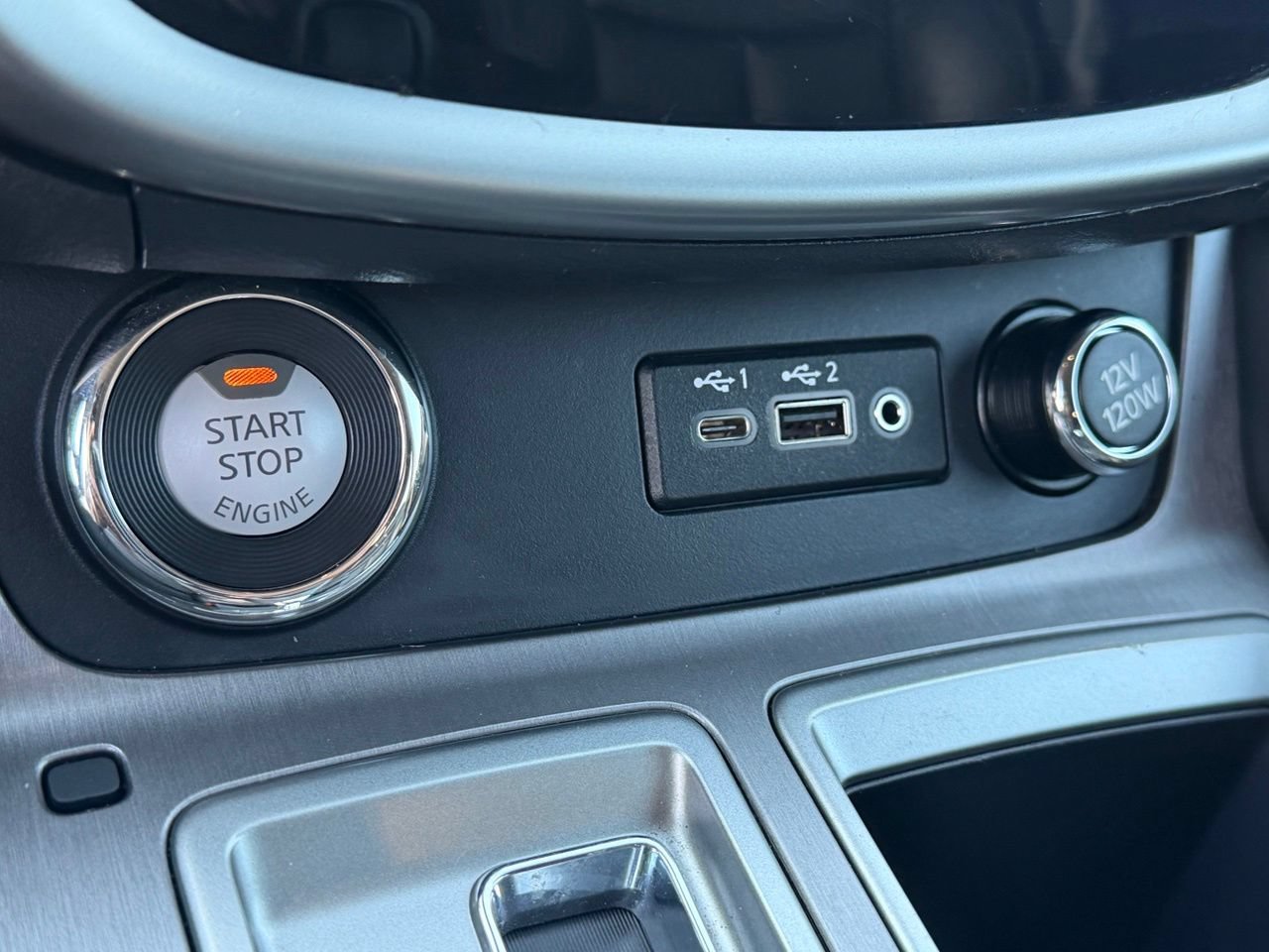 Certified 2024 Nissan Murano SV FWD image 23