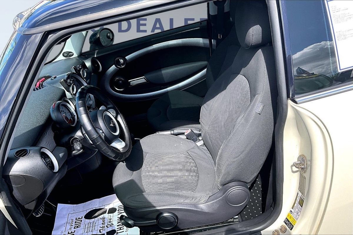 Used 2010 MINI Cooper S FWD image 18