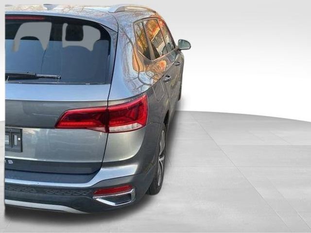 Used 2024 Volkswagen Taos SE image 31