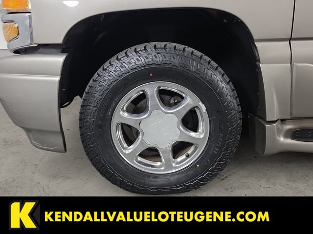 Used 2003 GMC Yukon XL Denali AWD/4WD image 9