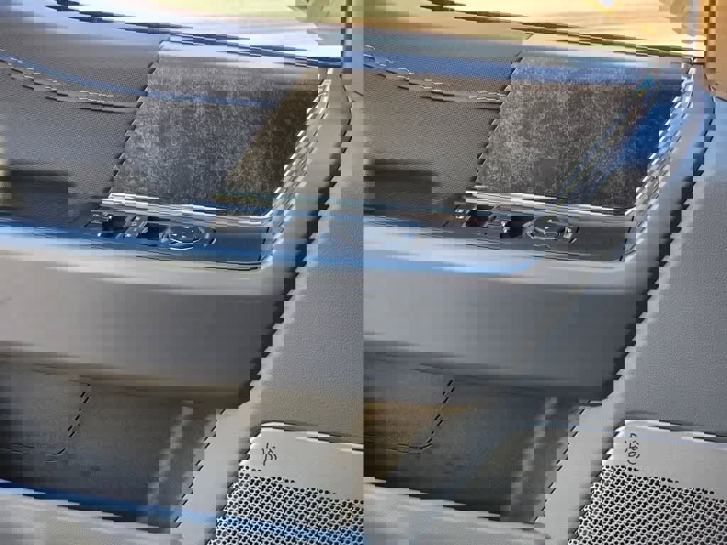 New 2025 Ford F150 Lightning Flash image 16