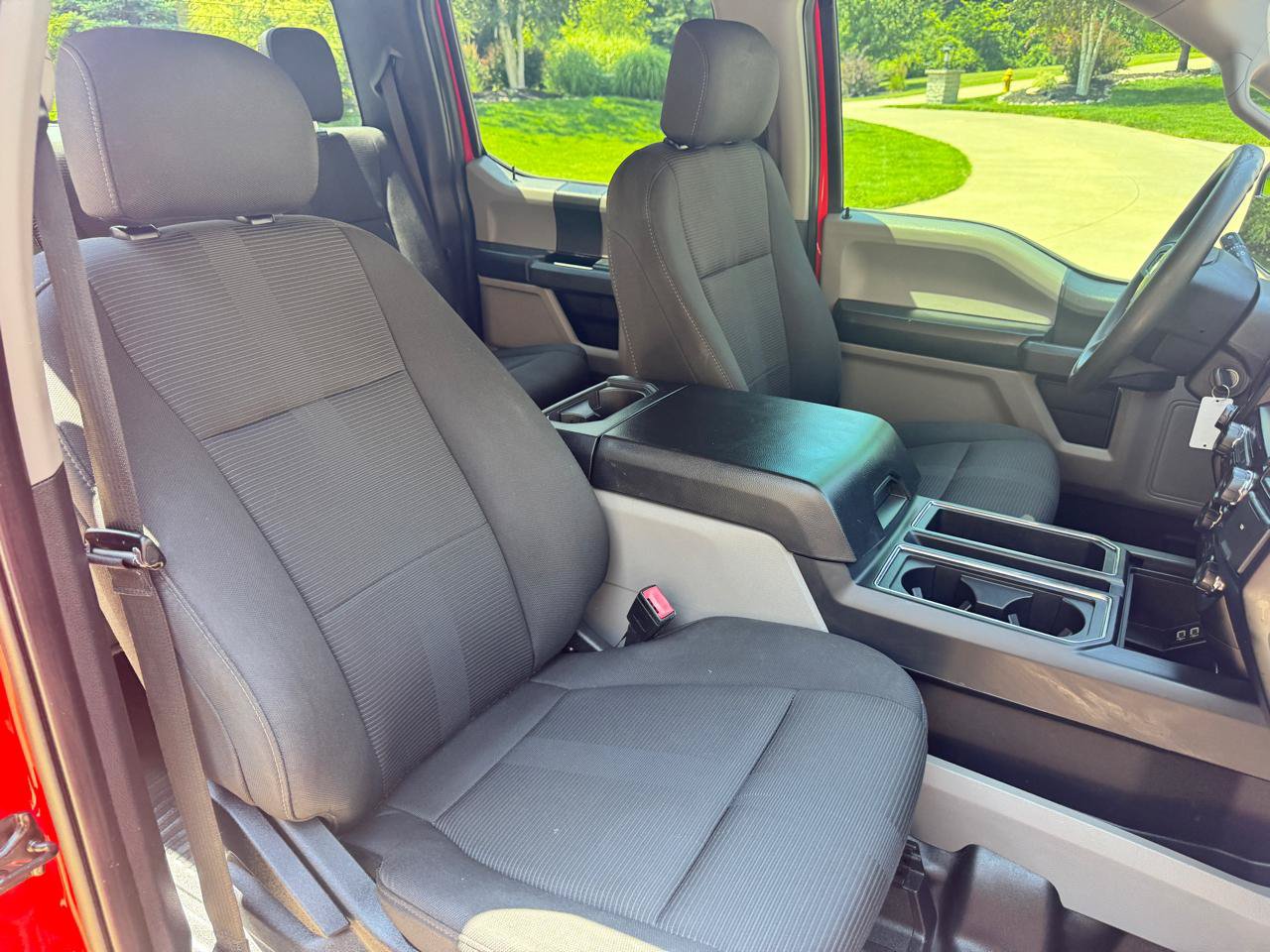 Used 2019 Ford F150 XL w/ Equipment Group 101A Mid AWD/4WD image 16