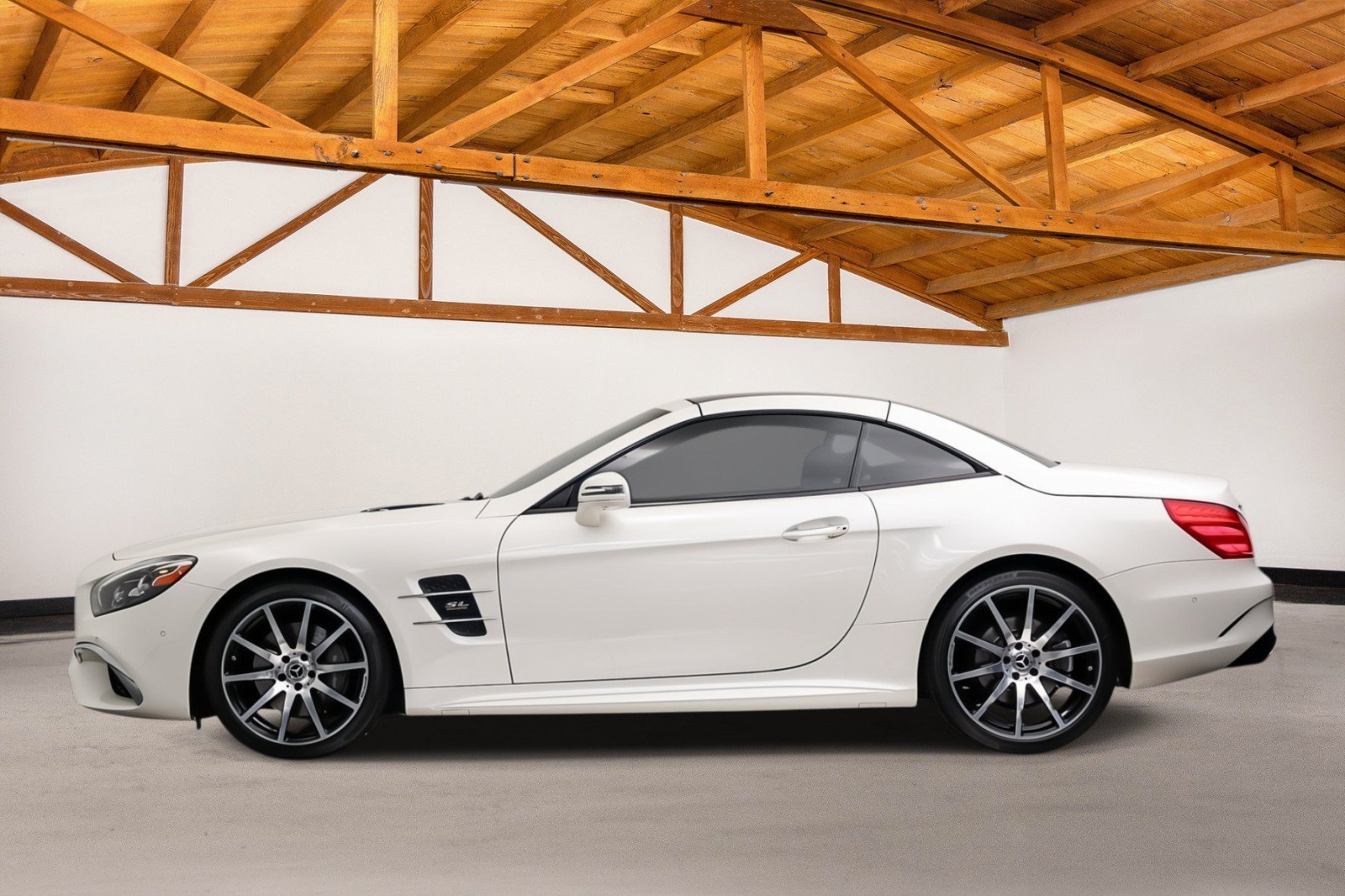 Used 2020 Mercedes-Benz SL 450 image 3