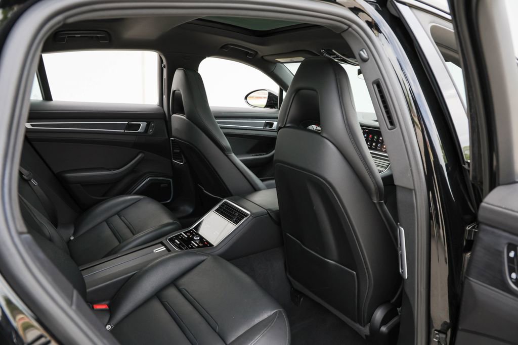 Used 2022 Porsche Panamera Platinum Edition RWD image 25