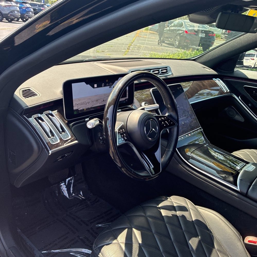 Used 2024 Mercedes-Benz S 580 4MATIC Sedan image 4