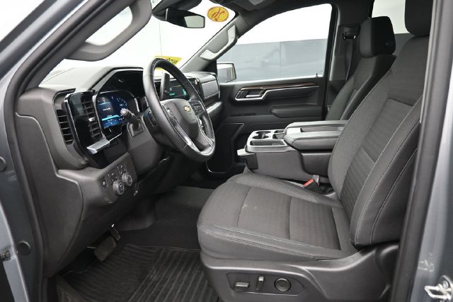Used 2026 Chevrolet Silverado 1500 LT AWD/4WD image 15