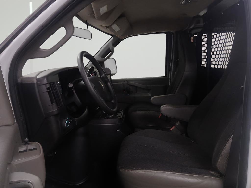 Used 2024 Chevrolet Express 2500 w/ Driver Convenience Package image 15