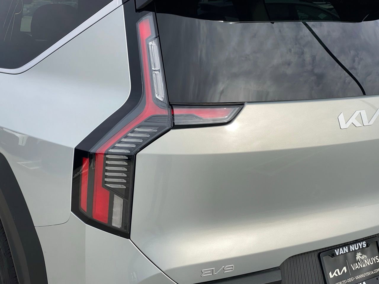 New 2026 Kia EV9 Wind image 3