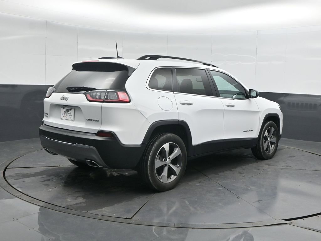 Used 2022 Jeep Cherokee Limited image 2