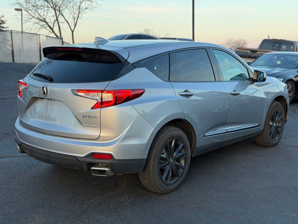 Used 2025 Acura RDX SH-AWD image 3