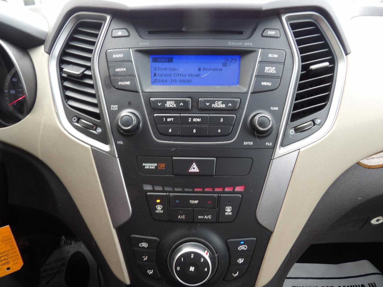 Used 2015 Hyundai Santa Fe Sport image 14