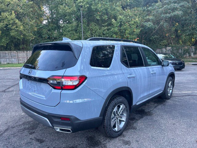 New 2026 Honda Pilot EX-L image 4
