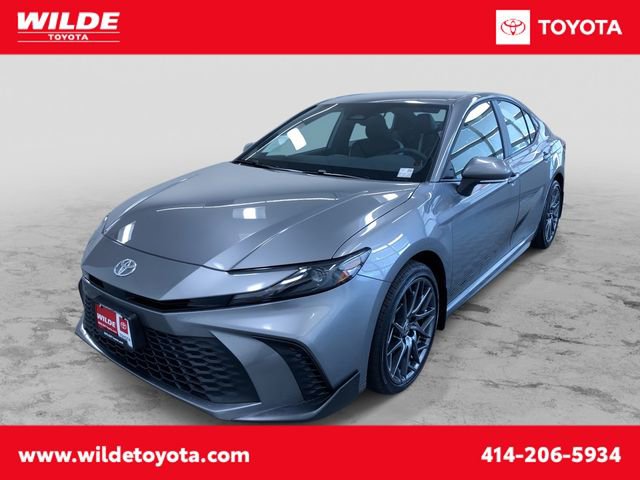 Used 2026 Toyota Camry SE image 1