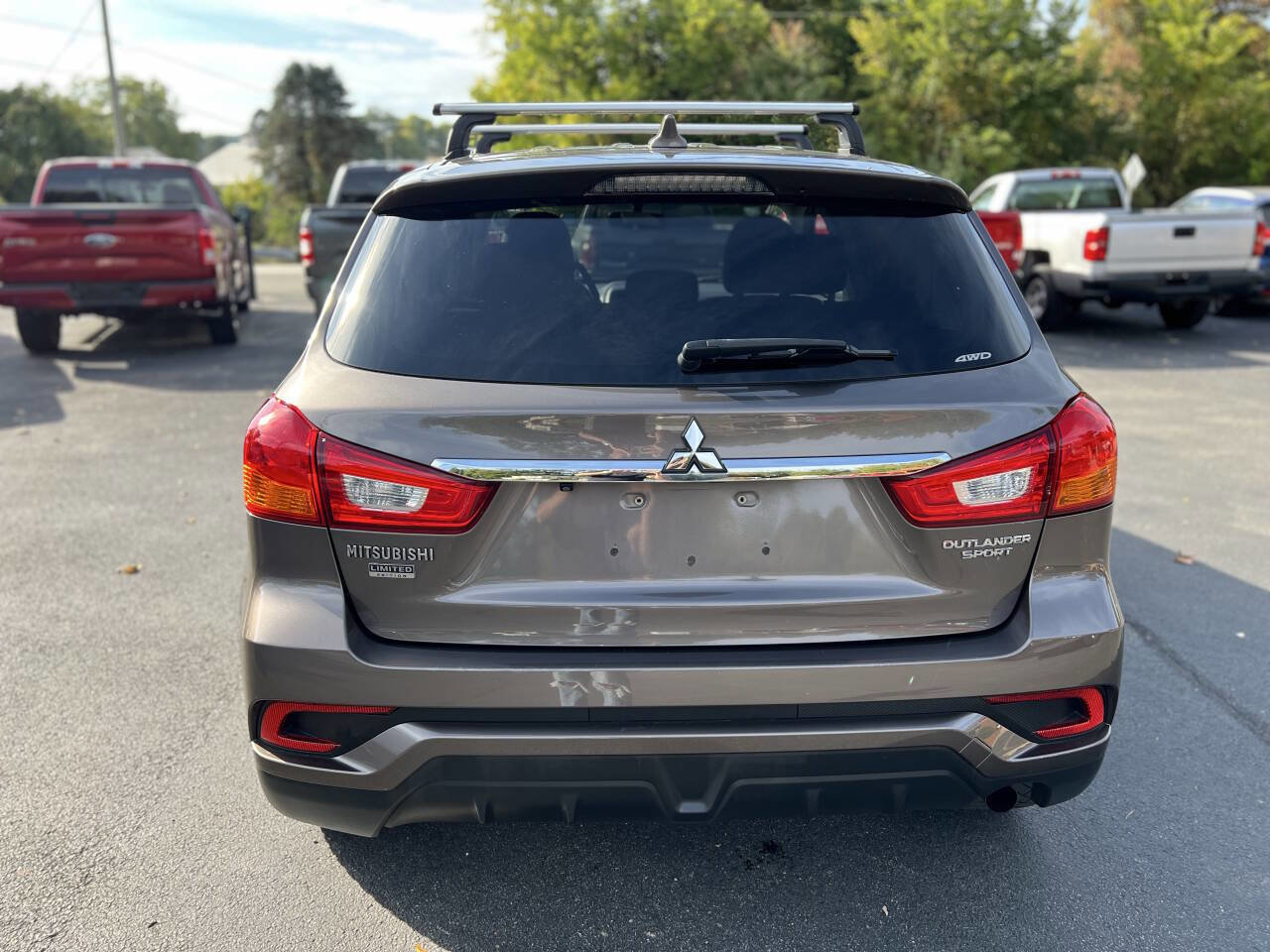 Used 2018 Mitsubishi Outlander Sport LE image 6