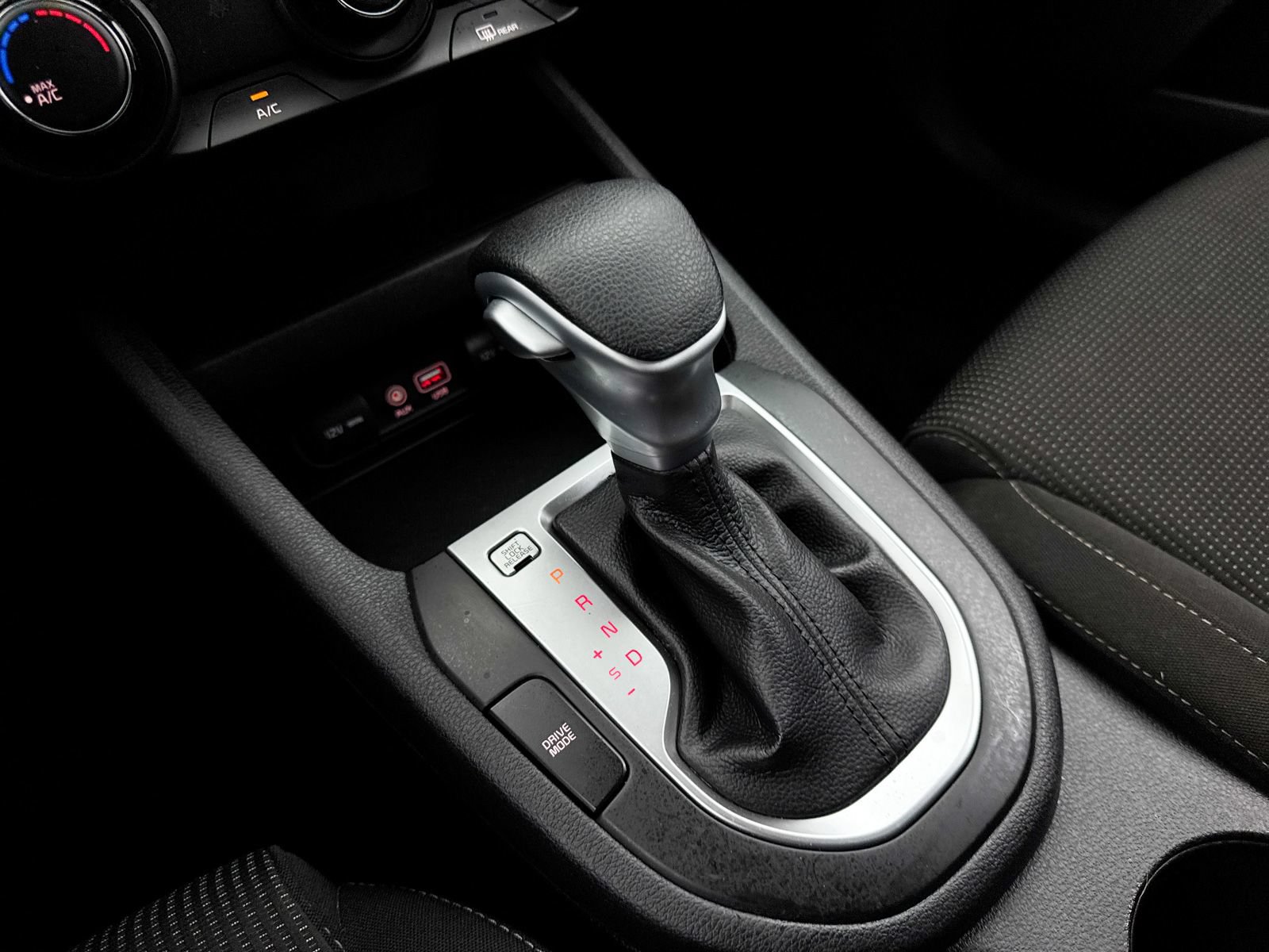 Used 2021 Kia Forte Sedan FWD image 25