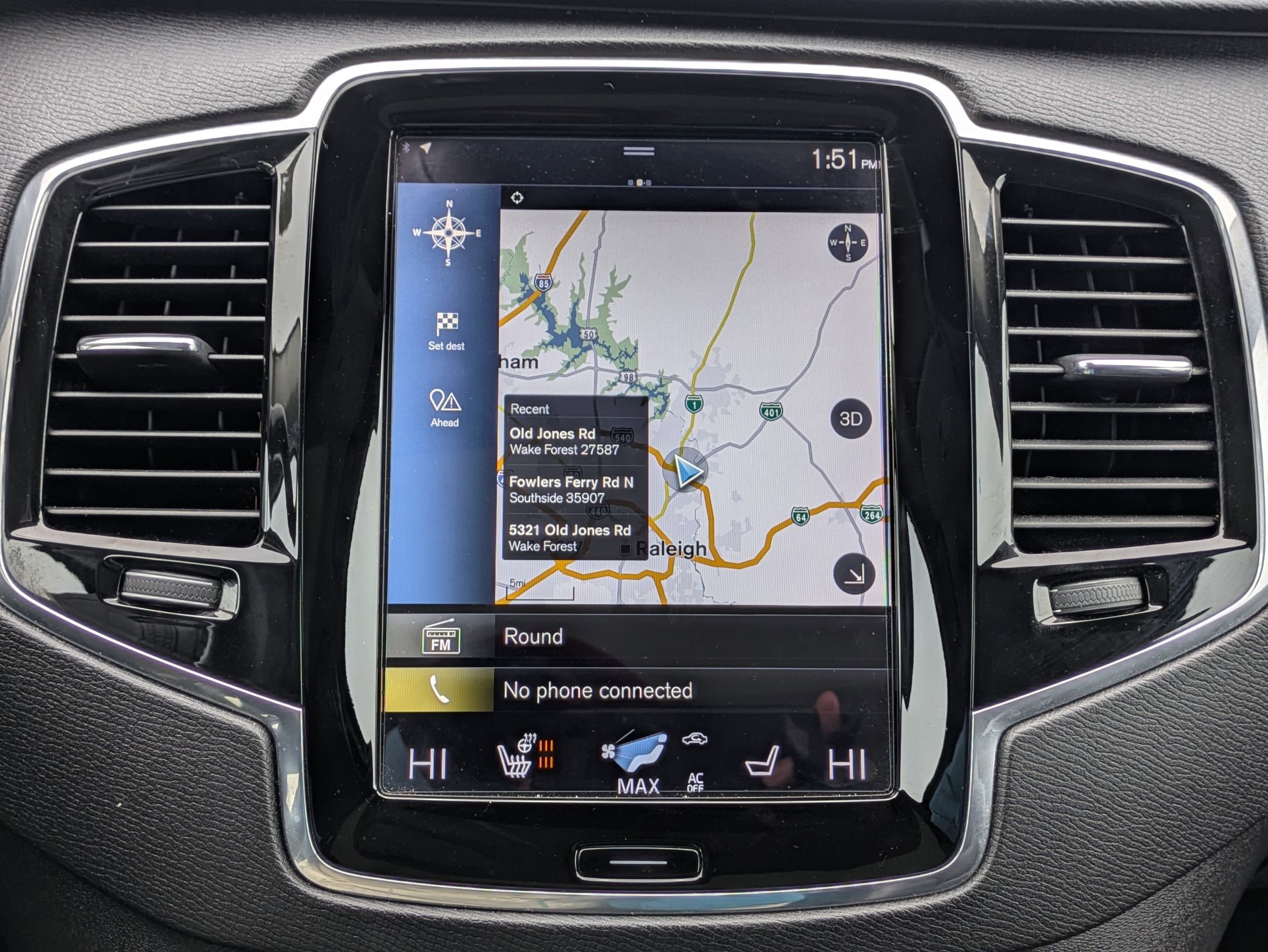 Used 2018 Volvo XC90 T6 Momentum w/ Convenience Package image 13