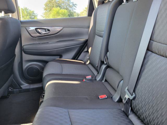 Used 2020 Nissan Rogue SV AWD/4WD image 11