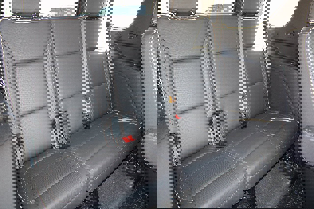 Used 2021 Chevrolet Tahoe Premier w/ Premium Package image 20