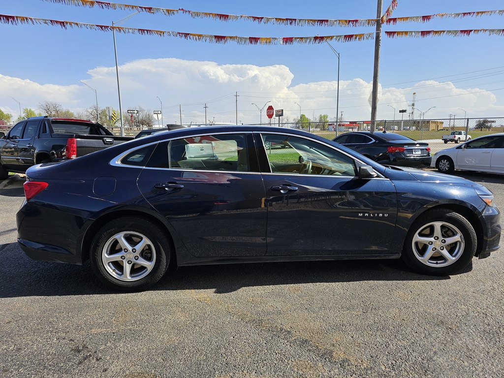 Used 2017 Chevrolet Malibu LS image 29