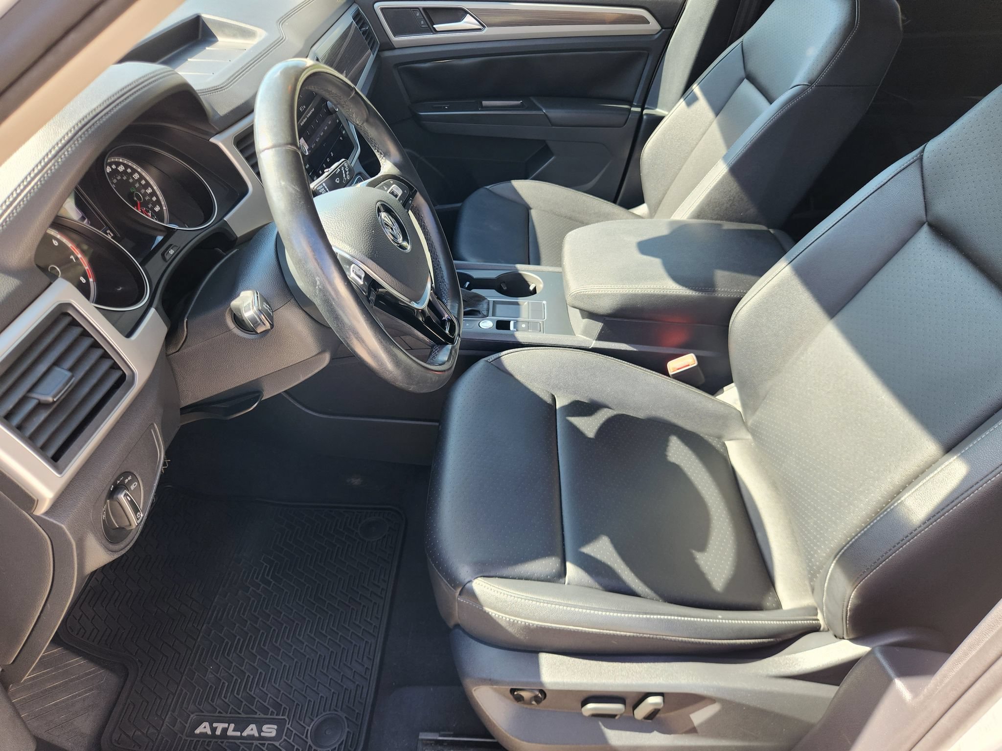 Used 2019 Volkswagen Atlas SE w/ Towing Package FWD image 9