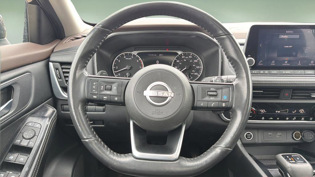 Certified 2023 Nissan Rogue SV w/ SV Premium B Package image 9