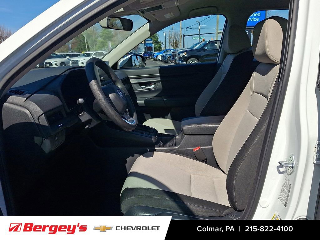 Used 2023 Honda CR-V LX image 16